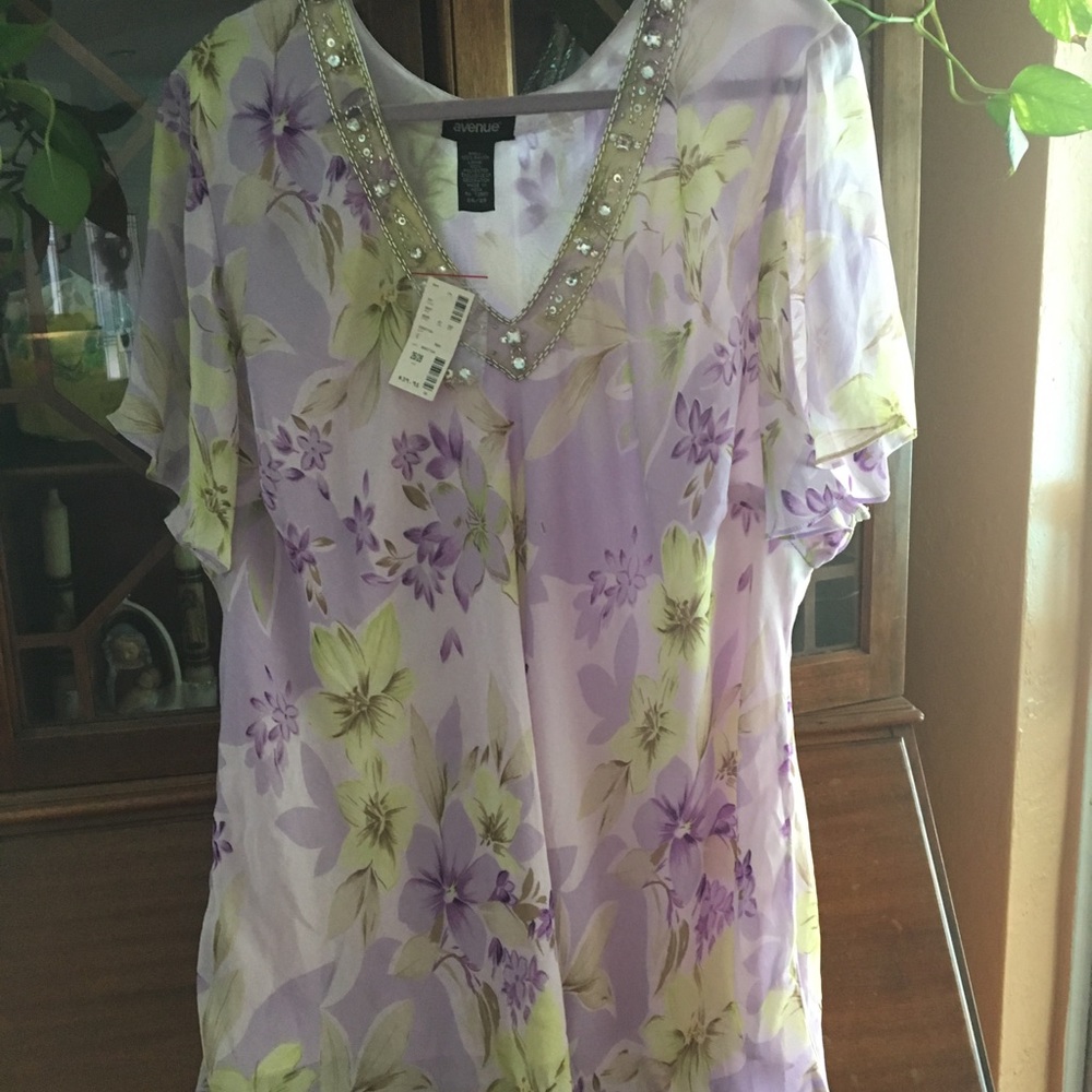 Avenue date night  top